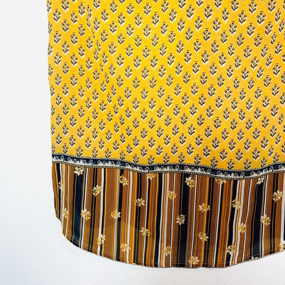 Maurices Mustard Yellow Patterned Contrast Flutter Sleeve Blouse Small Women’s - Picture 4 of 10